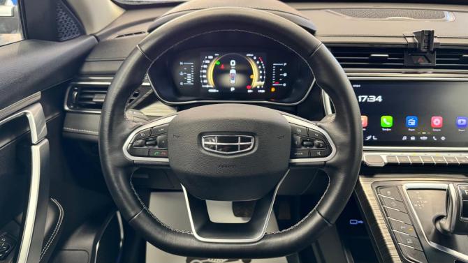 Geely Atlas Pro с пробегом 2024 года, цена 2 200 000 рублей, 48682 км, внедорожник, Автокод Объявления
