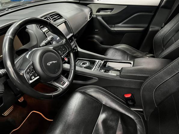 Jaguar F-Pace I с пробегом 2017 года, цена 2 999 000 рублей, 195940 км, внедорожник, Автокод Объявления