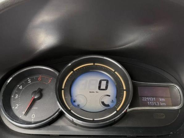 Renault Fluence I Рестайлинг с пробегом 2014 года, цена 789 000 рублей, 221131 км, седан, Автокод Объявления
