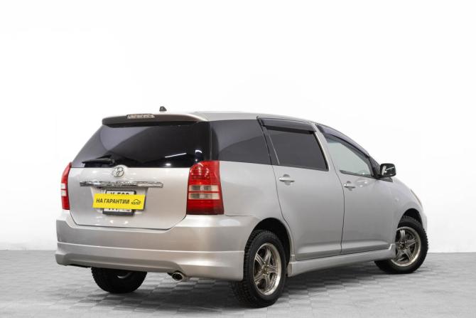 Toyota Wish I с пробегом 2003 года, цена 609 000 рублей, 300000 км, компактвэн, Автокод Объявления
