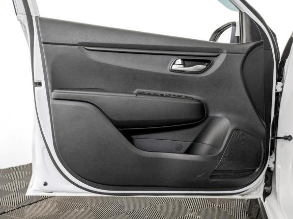 Kia Rio IV с пробегом 2019 года, цена 1 500 000 рублей, 77821 км, хэтчбек, Автокод Объявления