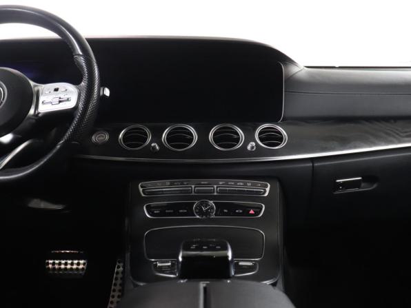 Mercedes-Benz E-Класс V (W213 S213 C238) с пробегом 2019 года, цена 2 899 900 рублей, 123726 км, седан, Автокод Объявления