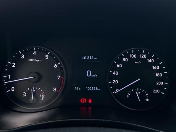Hyundai Solaris II с пробегом 2019 года, цена 1 250 000 рублей, 102210 км, седан, Автокод Объявления