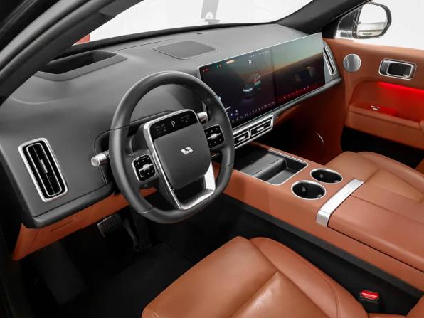 Li Auto (Lixiang) L7 I с пробегом 2023 года, цена 5 790 000 рублей, 20650 км, внедорожник, Автокод Объявления