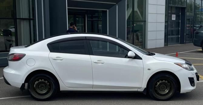 Mazda 3 II (BL) с пробегом 2011 года, цена 605 000 рублей, 433309 км, седан, Автокод Объявления
