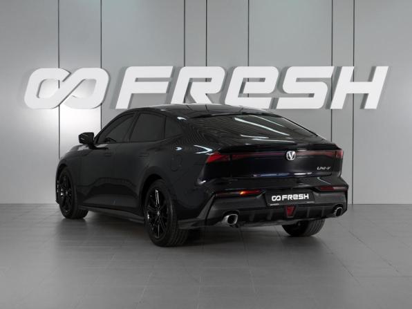Changan UNI-V I с пробегом 2023 года, цена 2 325 000 рублей, 26824 км, лифтбек, Автокод Объявления