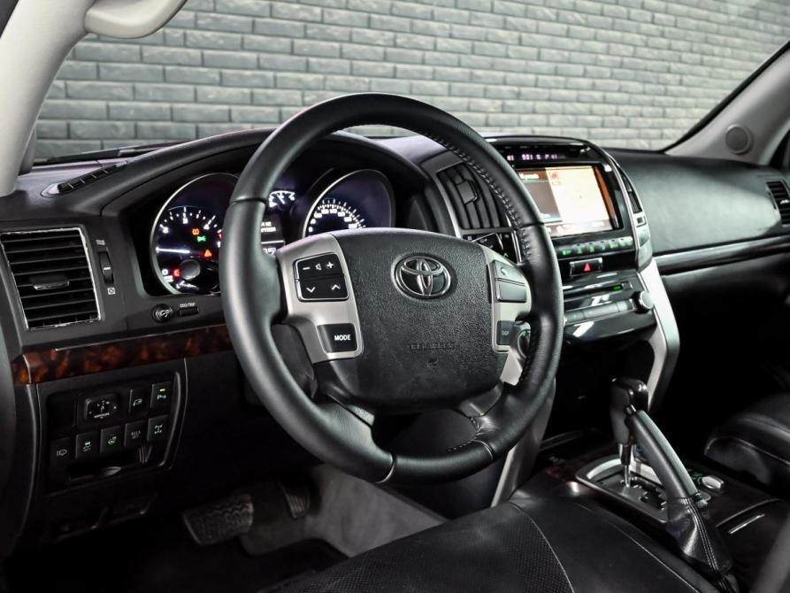 Toyota Land Cruiser 200 Series Рестайлинг 1 Екатеринбург  - изображение 12