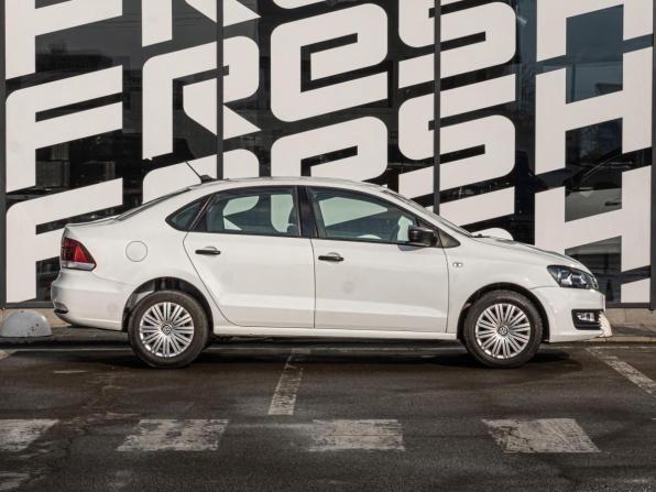 Volkswagen Polo V Рестайлинг с пробегом 2019 года, цена 895 000 рублей, 178359 км, седан, Автокод Объявления