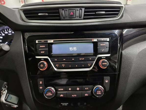 Nissan Qashqai II с пробегом 2017 года, цена 1 830 000 рублей, 82084 км, внедорожник, Автокод Объявления