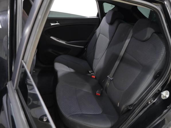 Hyundai Solaris I с пробегом 2012 года, цена 879 000 рублей, 147697 км, хэтчбек, Автокод Объявления