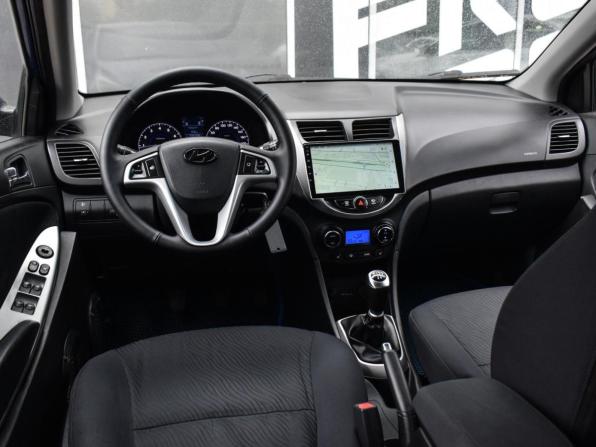 Hyundai Solaris I с пробегом 2012 года, цена 730 000 рублей, 235758 км, седан, Автокод Объявления