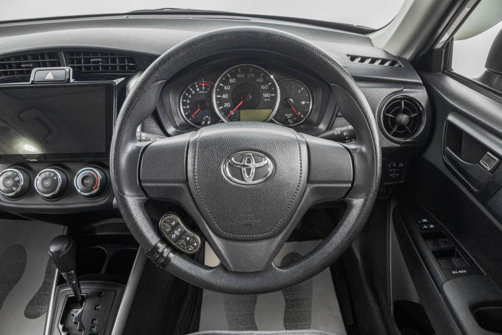 Toyota Corolla XI (E160 E170) Рестайлинг 2 Барнаул  - изображение 14