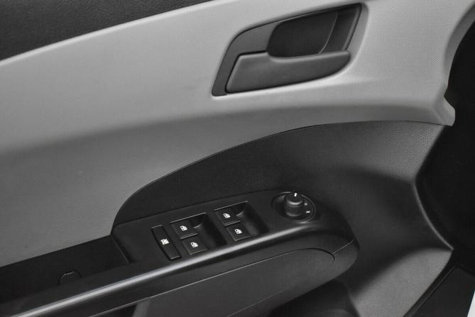 Chevrolet Aveo II с пробегом 2013 года, цена 750 000 рублей, 62878 км, седан, Автокод Объявления