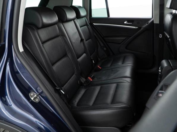 Volkswagen Tiguan I Рестайлинг с пробегом 2012 года, цена 1 549 055 рублей, 159399 км, внедорожник, Автокод Объявления