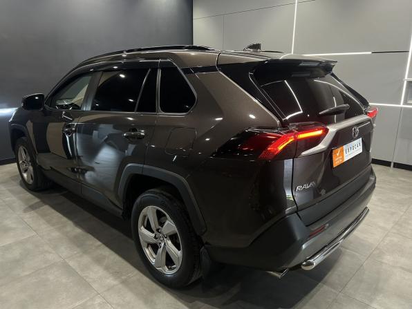 Toyota RAV4 V (XA50) с пробегом 2020 года, цена 2 965 000 рублей, 97000 км, внедорожник, Автокод Объявления