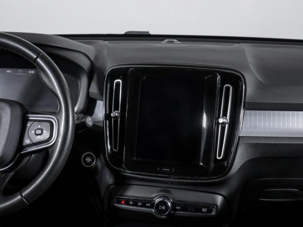 Volvo XC40 I с пробегом 2019 года, цена 2 949 000 рублей, 96927 км, внедорожник, Автокод Объявления