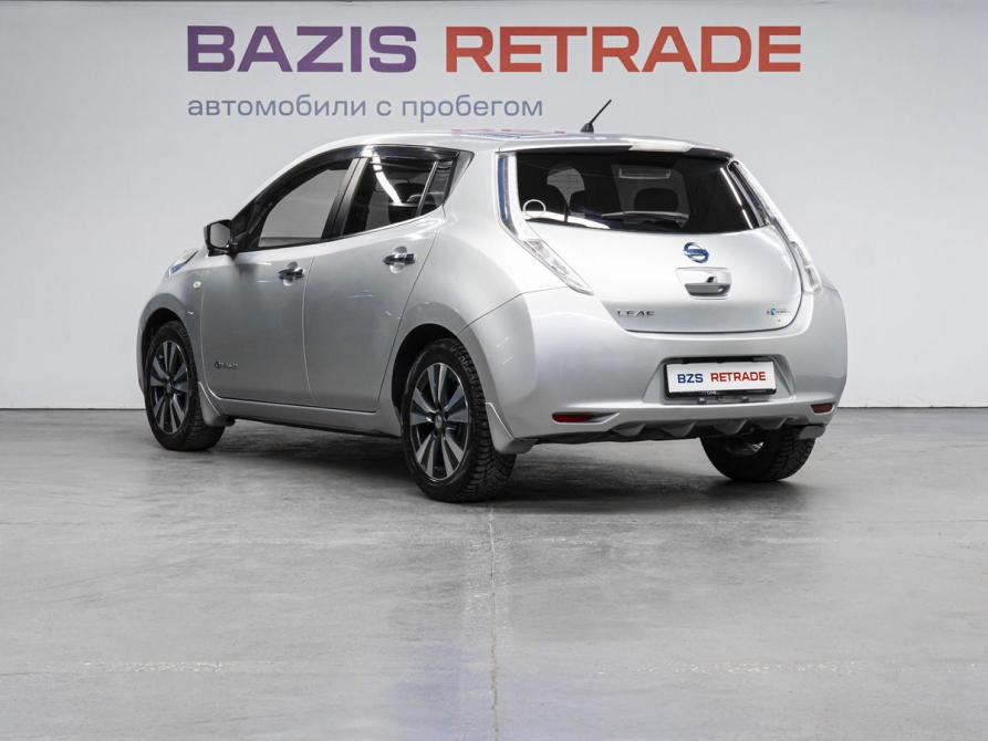 Nissan Leaf I (ZE0/AZE0) Тюмень  - изображение 8