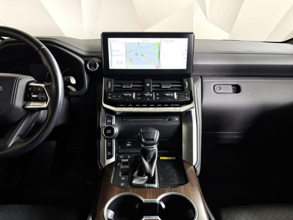 Toyota Land Cruiser 300 Series с пробегом 2022 года, цена 10 235 000 рублей, 47177 км, внедорожник, Автокод Объявления