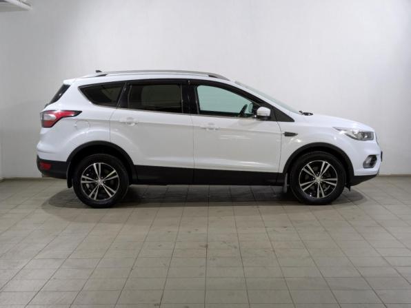 Ford Kuga II Рестайлинг с пробегом 2017 года, цена 1 650 000 рублей, 114574 км, внедорожник, Автокод Объявления