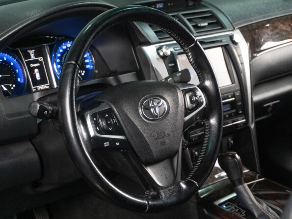 Toyota Camry VII (XV50) Рестайлинг с пробегом 2015 года, цена 2 449 000 рублей, 179319 км, седан, Автокод Объявления