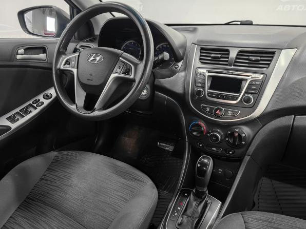 Hyundai Solaris I Рестайлинг с пробегом 2015 года, цена 850 000 рублей, 125312 км, хэтчбек, Автокод Объявления