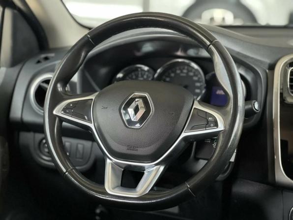 Renault Sandero II Рестайлинг с пробегом 2018 года, цена 845 000 рублей, 220012 км, хэтчбек, Автокод Объявления