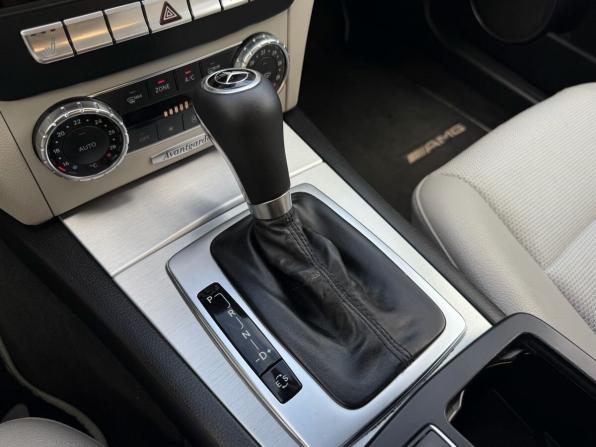 Mercedes-Benz C-Класс III (W204) Рестайлинг с пробегом 2011 года, цена 1 400 000 рублей, 264244 км, седан, Автокод Объявления