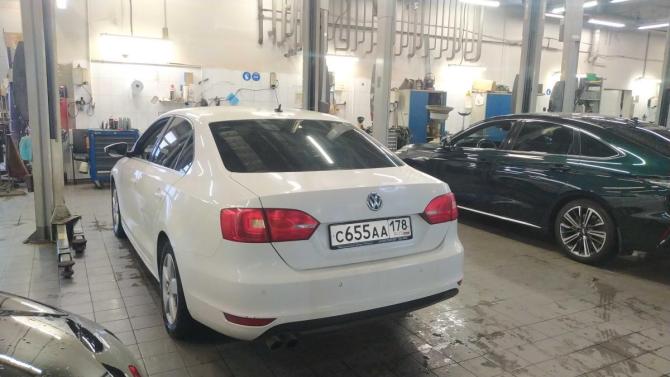 Volkswagen Jetta VI с пробегом 2014 года, цена 857 000 рублей, 215967 км, седан, Автокод Объявления