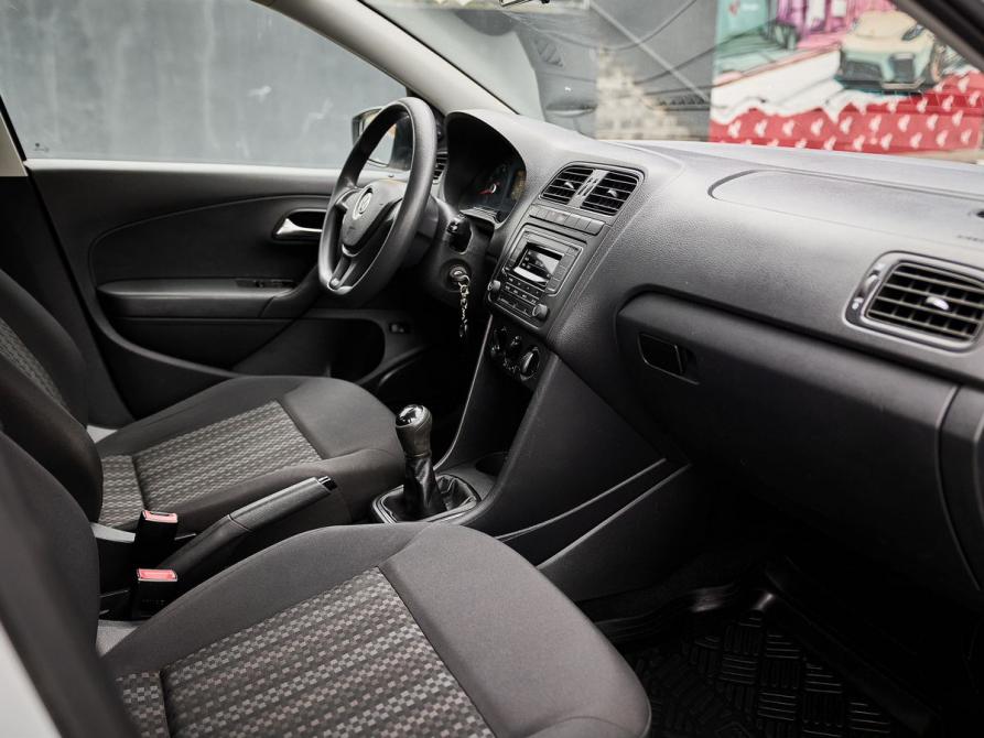 Volkswagen Polo V Рестайлинг Казань  - изображение 6
