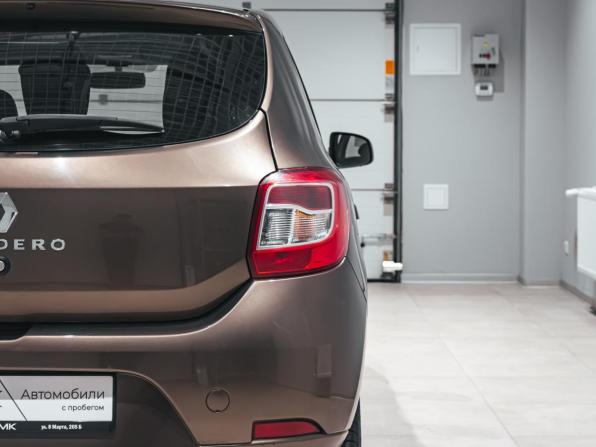 Renault Sandero II Рестайлинг с пробегом 2018 года, цена 1 010 068 рублей, 79406 км, хэтчбек, Автокод Объявления