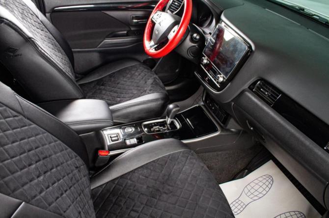 Mitsubishi Outlander III Рестайлинг 3 с пробегом 2021 года, цена 2 949 000 рублей, 77400 км, внедорожник, Автокод Объявления