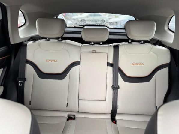 Haval Jolion I с пробегом 2022 года, цена 1 820 000 рублей, 60115 км, внедорожник, Автокод Объявления