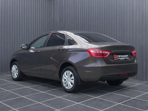 Lada (ВАЗ) Vesta I с пробегом 2018 года, цена 857 000 рублей, 147500 км, седан, Автокод Объявления