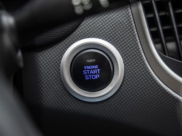 Hyundai Creta I с пробегом 2019 года, цена 2 048 000 рублей, 37387 км, внедорожник, Автокод Объявления