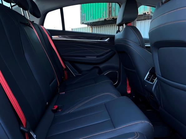 Omoda S5 GT с пробегом 2024 года, цена 1 443 900 рублей, 7391 км, седан, Автокод Объявления