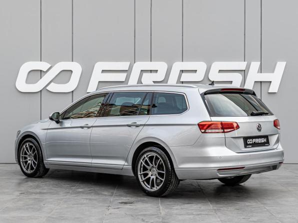 Volkswagen Passat B8 с пробегом 2018 года, цена 1 959 000 рублей, 167319 км, универсал, Автокод Объявления