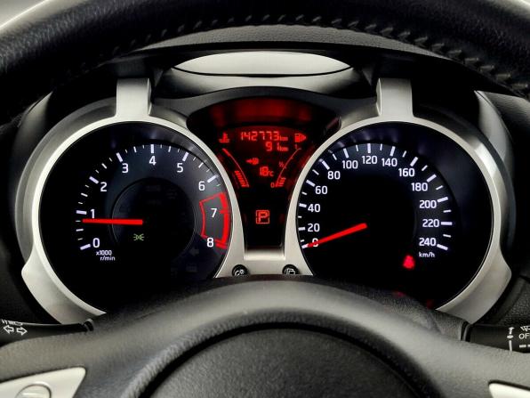Nissan Juke I с пробегом 2013 года, цена 860 000 рублей, 142772 км, внедорожник, Автокод Объявления