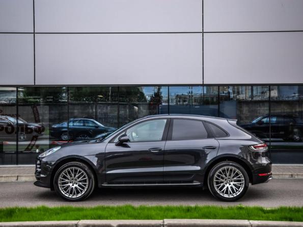 Porsche Macan I Рестайлинг с пробегом 2019 года, цена 4 100 000 рублей, 72323 км, внедорожник, Автокод Объявления