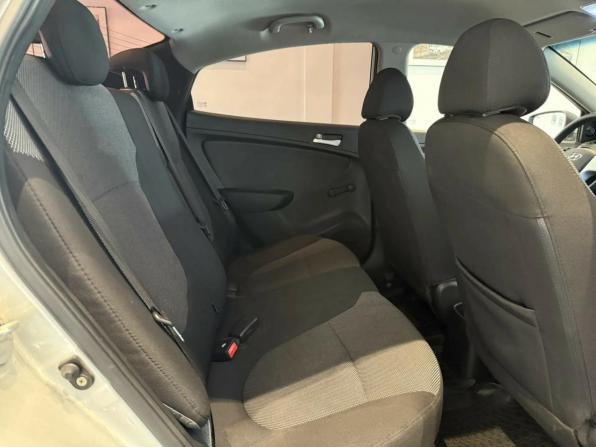 Hyundai Solaris I с пробегом 2012 года, цена 849 000 рублей, 198311 км, седан, Автокод Объявления