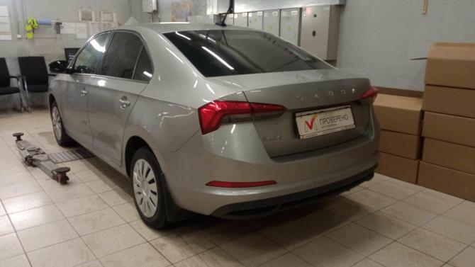 Skoda Rapid II с пробегом 2021 года, цена 1 440 000 рублей, 99457 км, лифтбек, Автокод Объявления