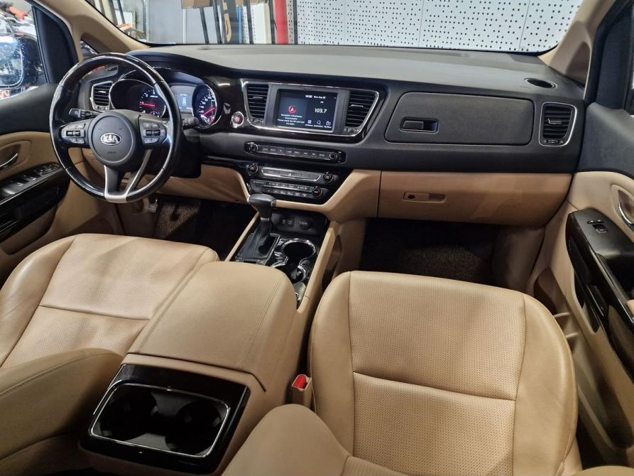 Kia Carnival III Москва  - изображение 7