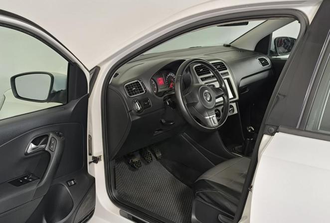 Volkswagen Polo V с пробегом 2013 года, цена 670 000 рублей, 150232 км, седан, Автокод Объявления