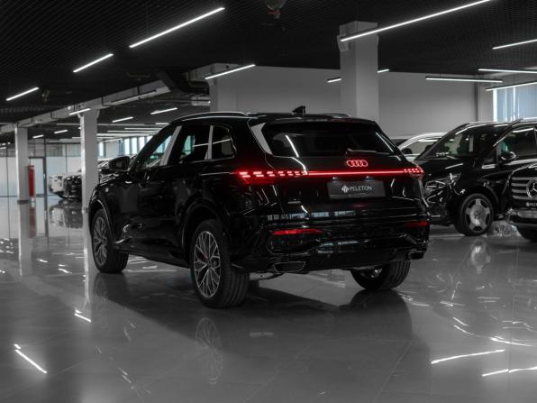 Audi Q5 III с пробегом 2026 года, цена 5 950 000 рублей, 30 км, внедорожник, Автокод Объявления
