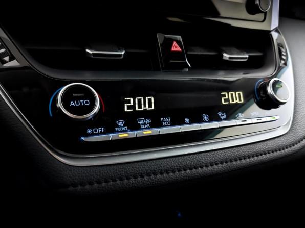 Toyota Corolla XII (E210) с пробегом 2019 года, цена 1 875 000 рублей, 183999 км, седан, Автокод Объявления