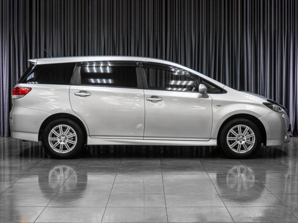 Toyota Wish II с пробегом 2010 года, цена 1 179 000 рублей, 198986 км, минивэн, Автокод Объявления