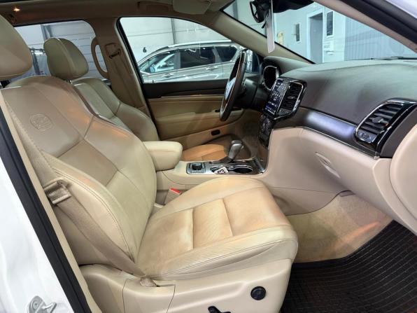 Jeep Grand Cherokee IV (WK2) Рестайлинг с пробегом 2021 года, цена 4 297 000 рублей, 37600 км, внедорожник, Автокод Объявления