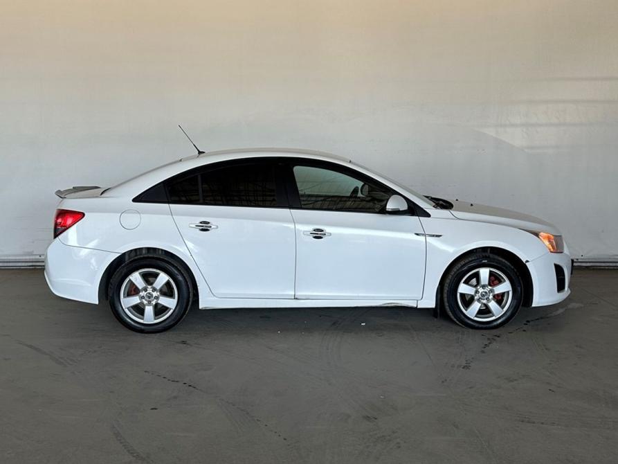 Chevrolet Cruze I Рестайлинг Москва  - изображение 8
