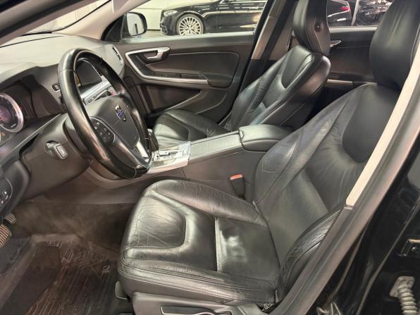 Volvo S60 II с пробегом 2011 года, цена 897 000 рублей, 162855 км, седан, Автокод Объявления