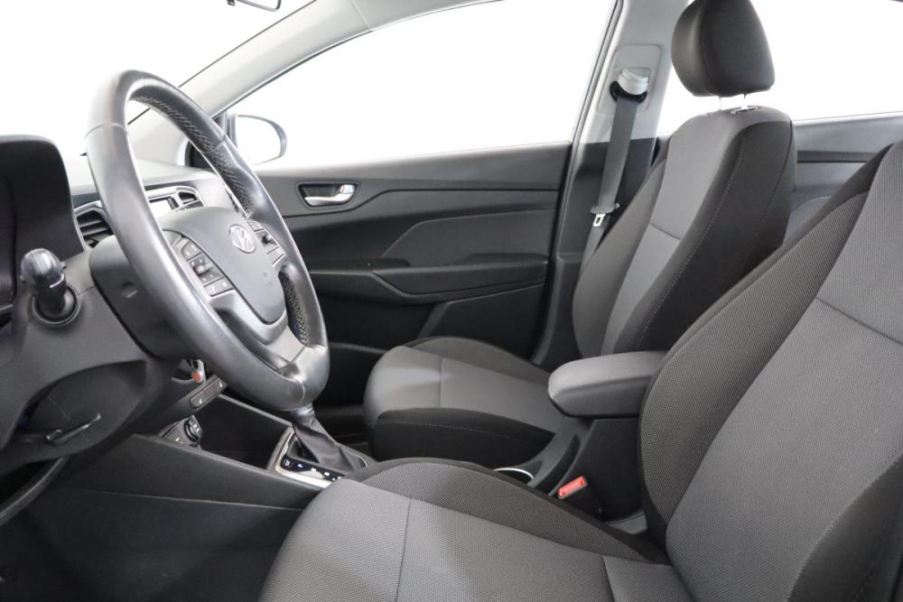 Hyundai Solaris II Санкт-Петербург  - изображение 8