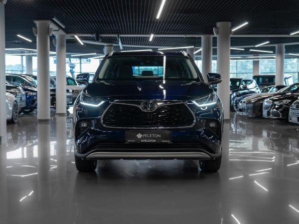 Toyota Highlander IV (XU70) с пробегом 2026 года, цена 5 650 000 рублей, 50 км, внедорожник, Автокод Объявления